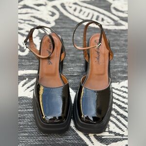 Free People Double Stack Platform Mary Janes Heels Size 38 Retail: $160